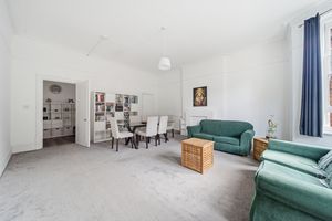 Compayne Gardens South Hampstead